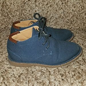 Kenneth Cole boys size 11 shoes